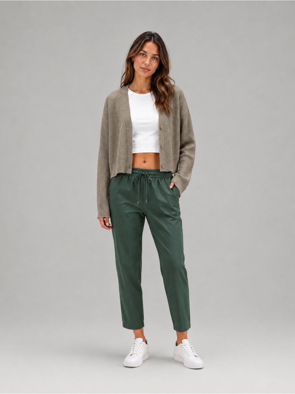 Lululemon Tapered-Leg Mid-Rise Crop Luxtreme Dark Forest Size Small